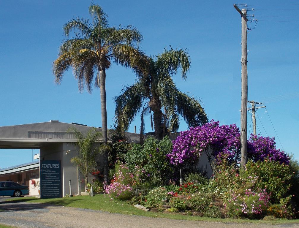 圣詹姆斯纳鲁马汽车旅馆 North Narooma 外观 照片