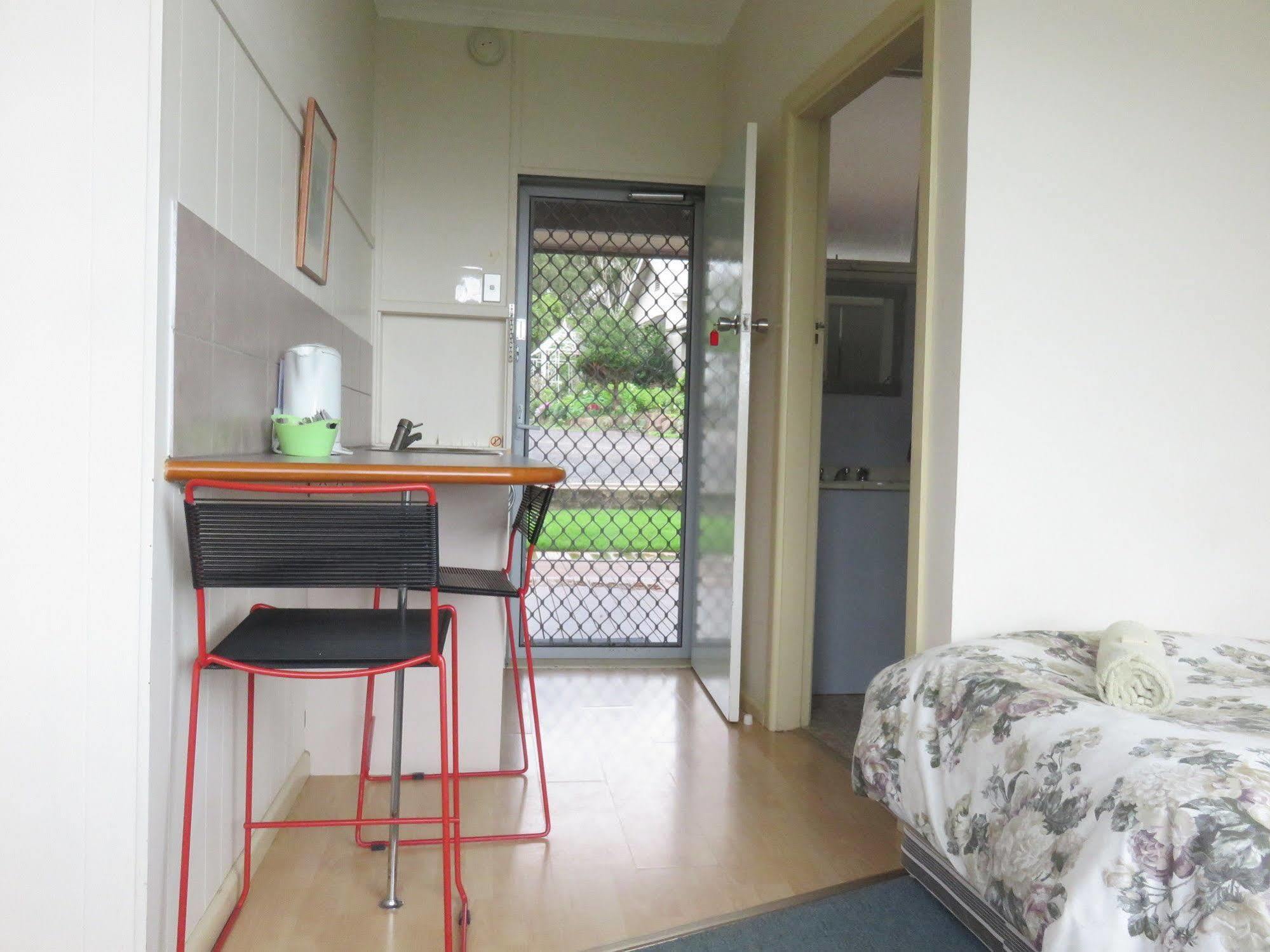 圣詹姆斯纳鲁马汽车旅馆 North Narooma 外观 照片